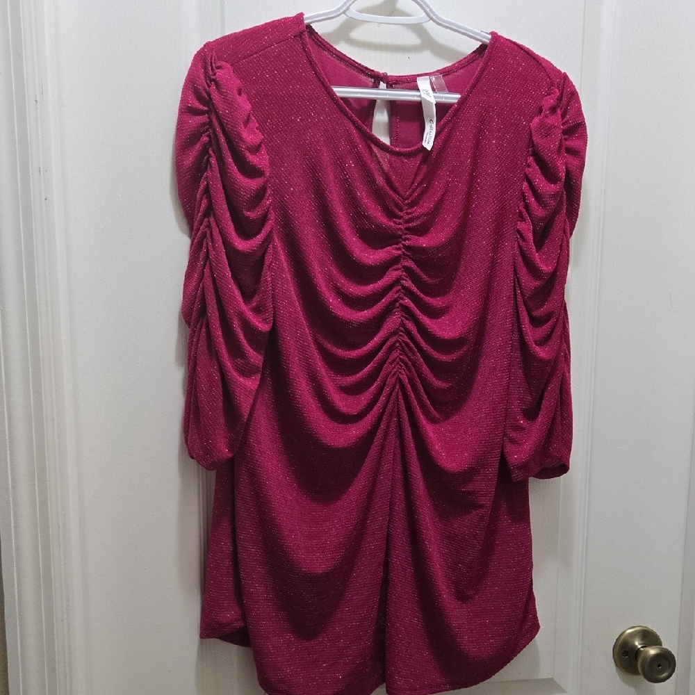 Women's Blouse in Magenta
